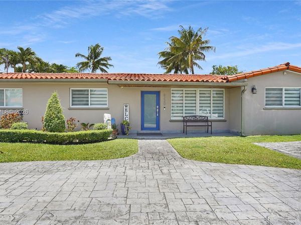 6220 W 10th Ave, Hialeah, FL 33012