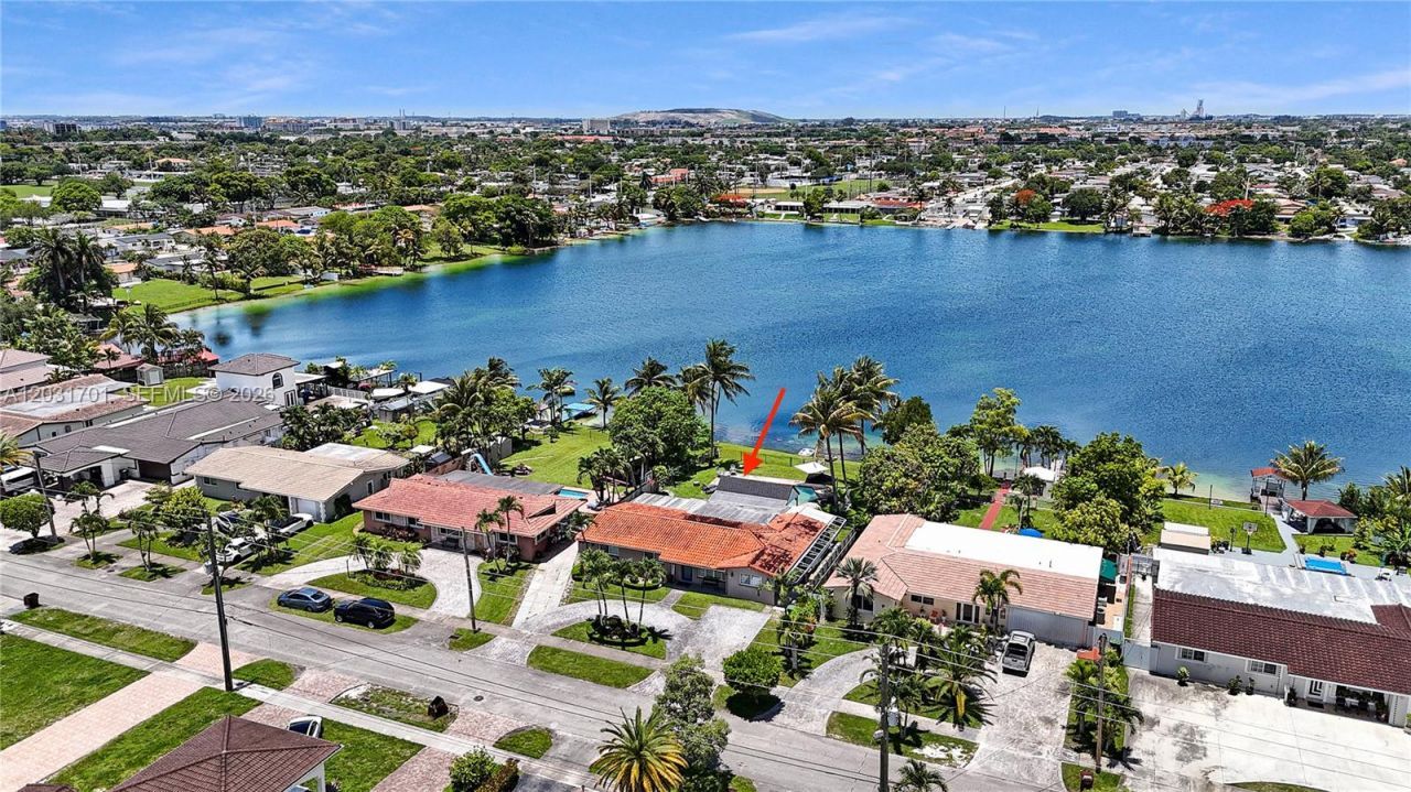 6220 W 10th Ave, Hialeah, FL 33012 Photo