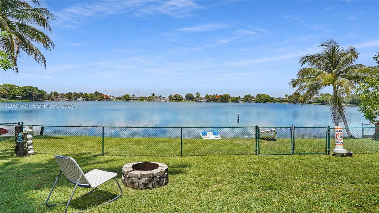 6220 W 10th Ave, Hialeah, FL 33012 Photo