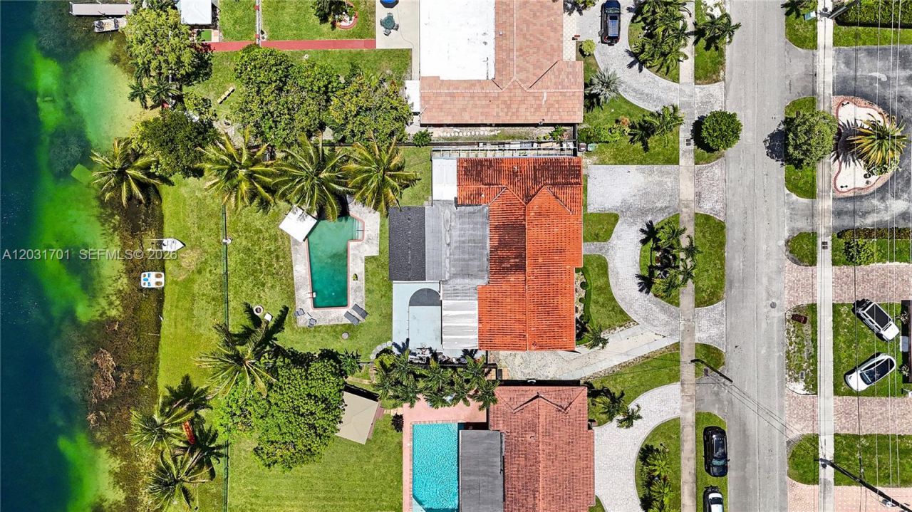 6220 W 10th Ave, Hialeah, FL 33012 Photo
