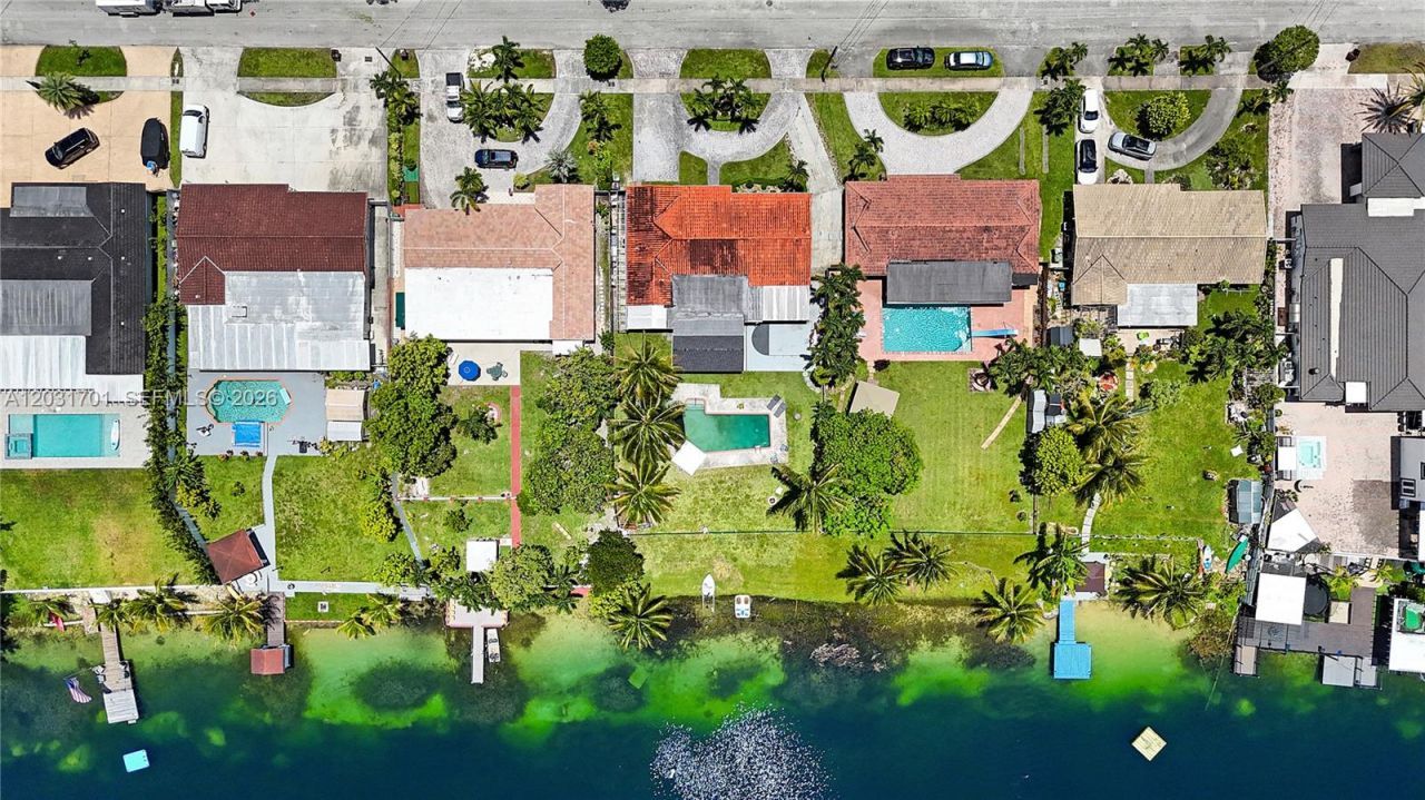 6220 W 10th Ave, Hialeah, FL 33012 Photo