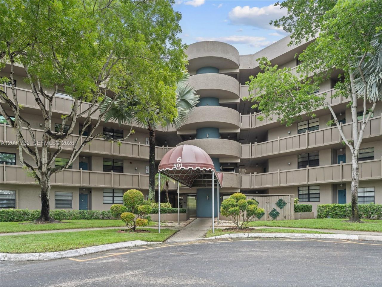 901 Colony Point Cir , Unit 112, Pembroke Pines, FL 33026 Photo