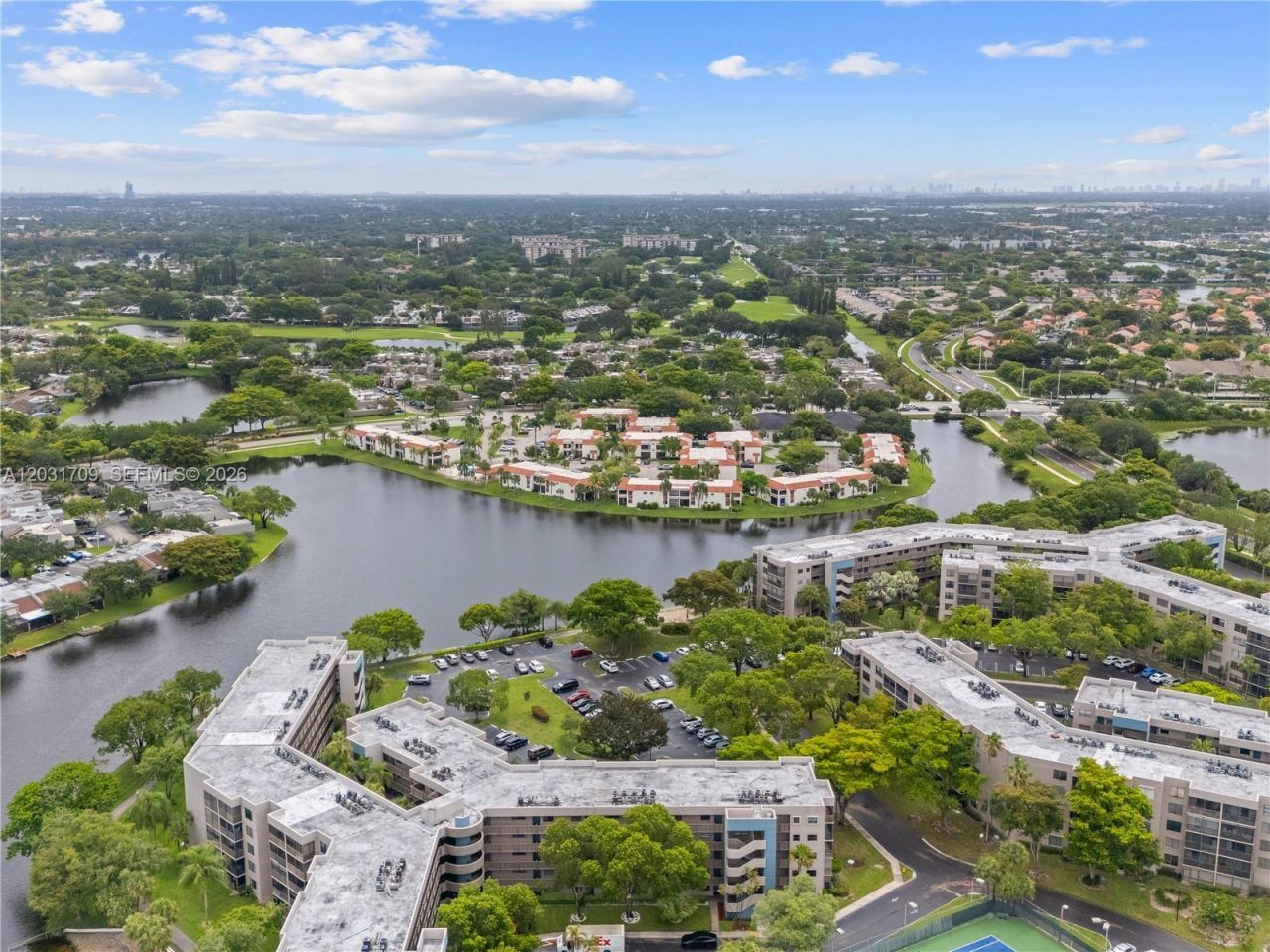 901 Colony Point Cir , Unit 112, Pembroke Pines, FL 33026 Photo