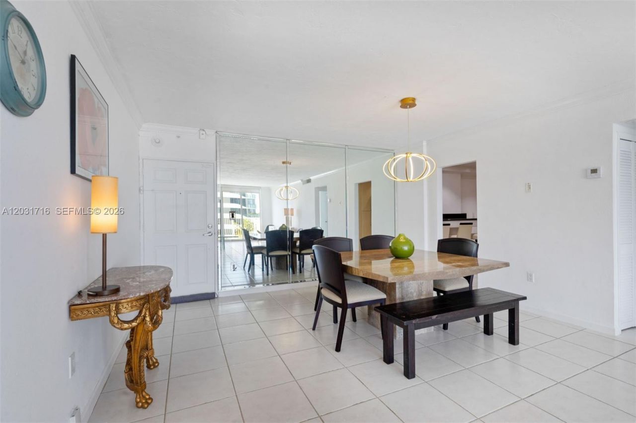 10350 W Bay Harbor Dr , Unit 5E, Bay Harbor Islands, FL 33154 Photo