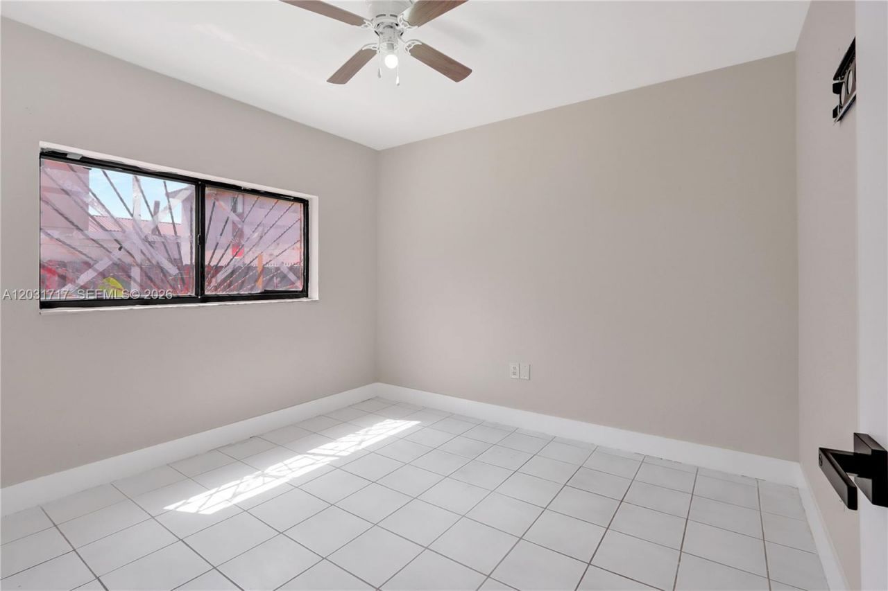 7732 W 29th Way , Unit 102, Hialeah, FL 33018 Photo