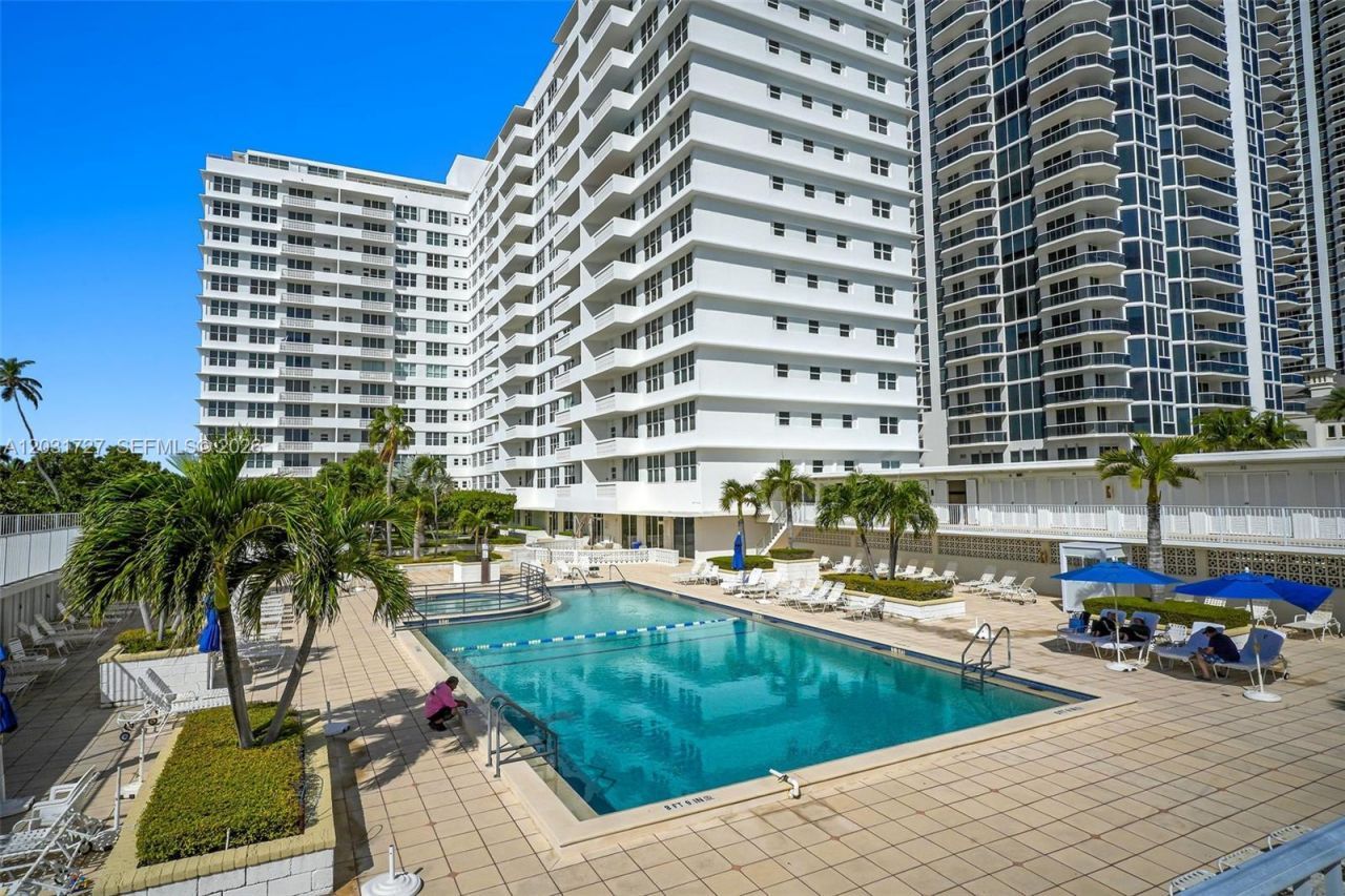 4747 Collins Ave, Unit 510, Miami Beach, FL 33140 Photo