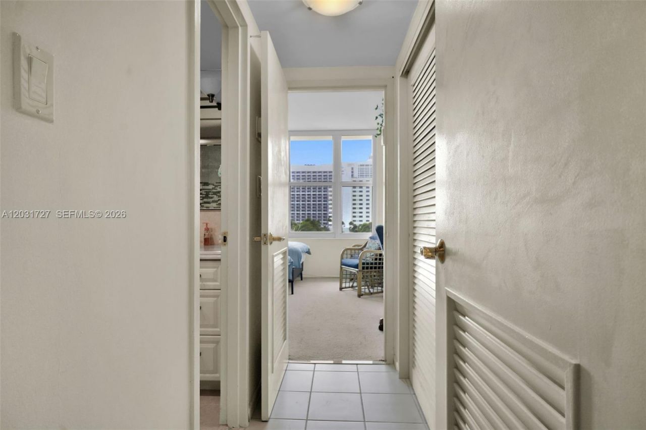 4747 Collins Ave, Unit 510, Miami Beach, FL 33140 Photo