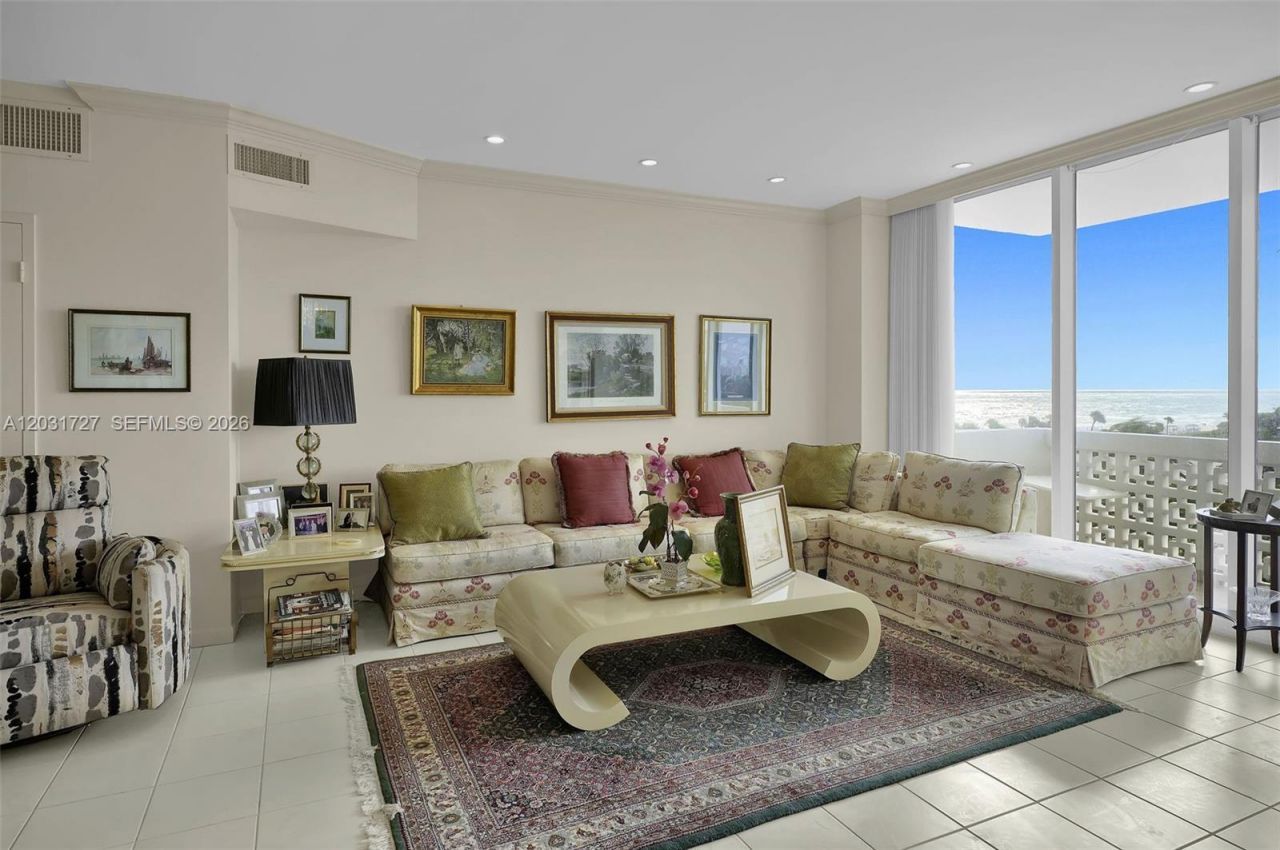 4747 Collins Ave, Unit 510, Miami Beach, FL 33140 Photo