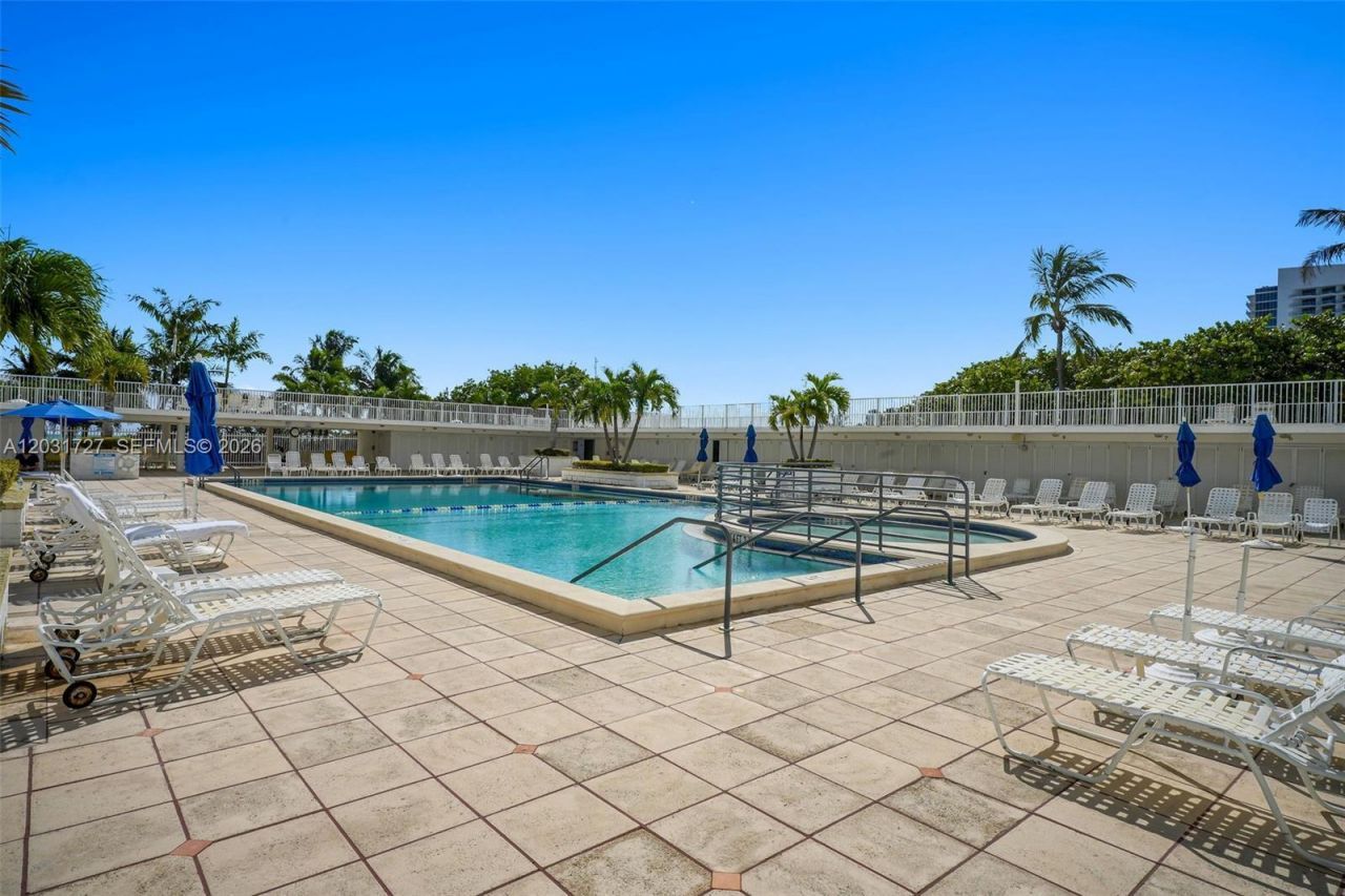4747 Collins Ave, Unit 510, Miami Beach, FL 33140 Photo