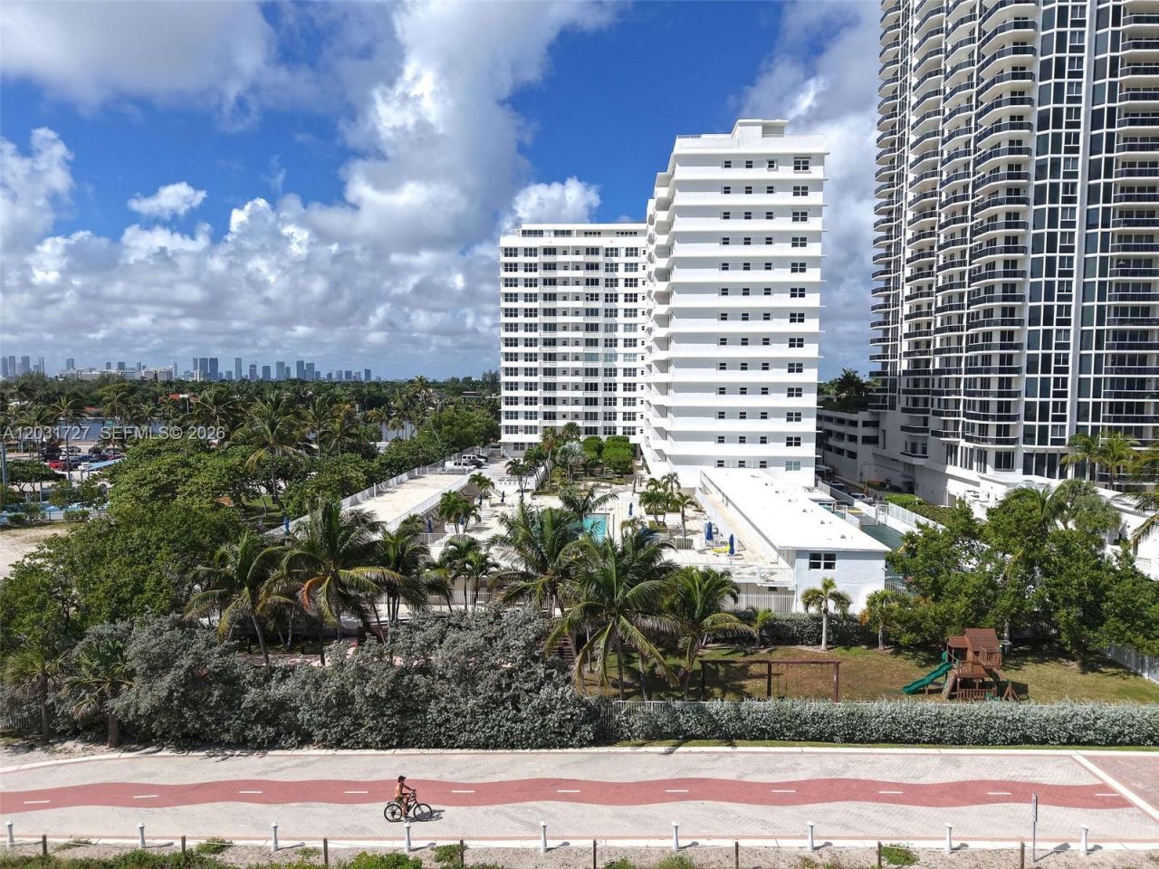 4747 Collins Ave, Unit 510, Miami Beach, FL 33140 Photo