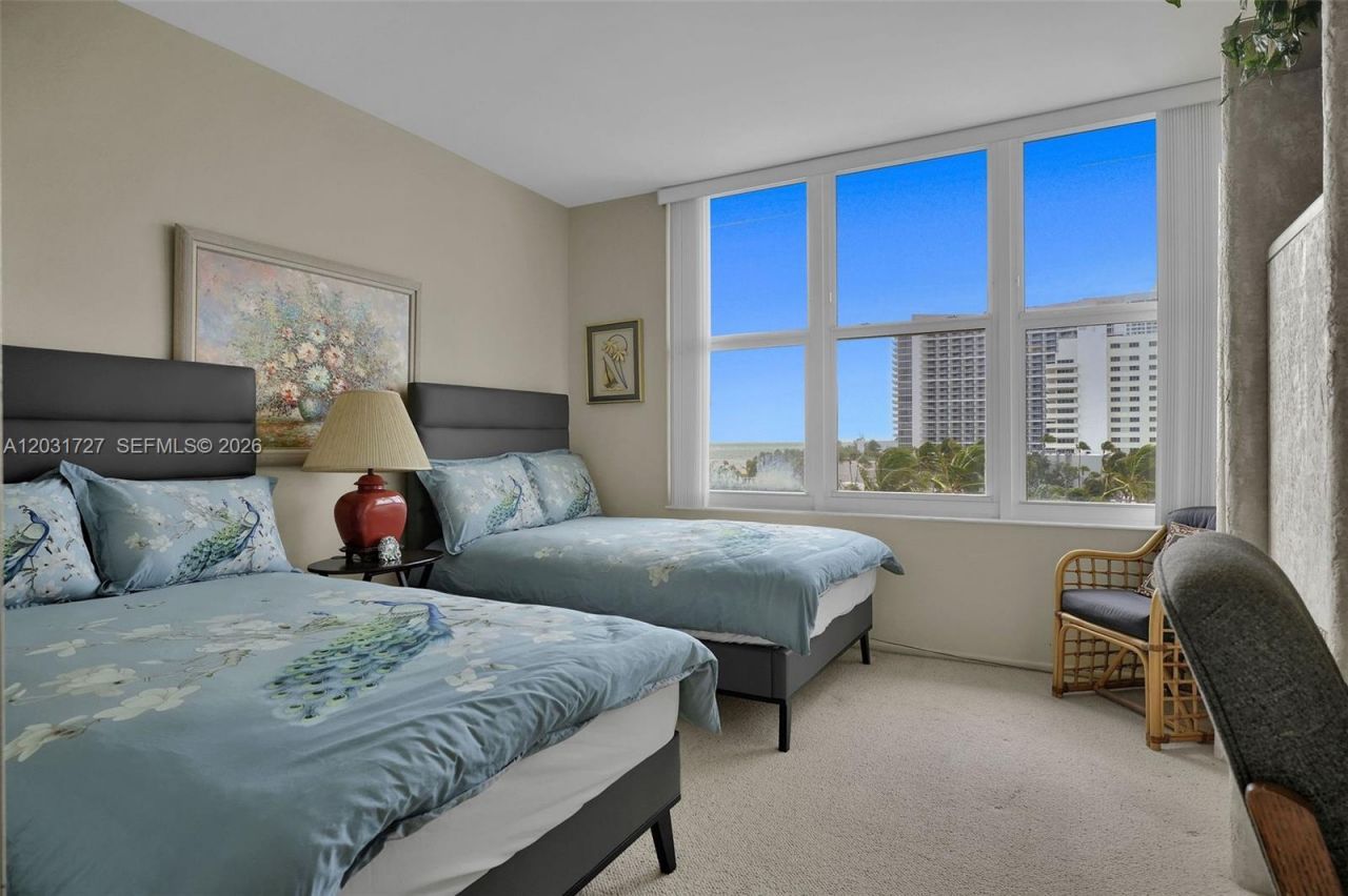 4747 Collins Ave, Unit 510, Miami Beach, FL 33140 Photo