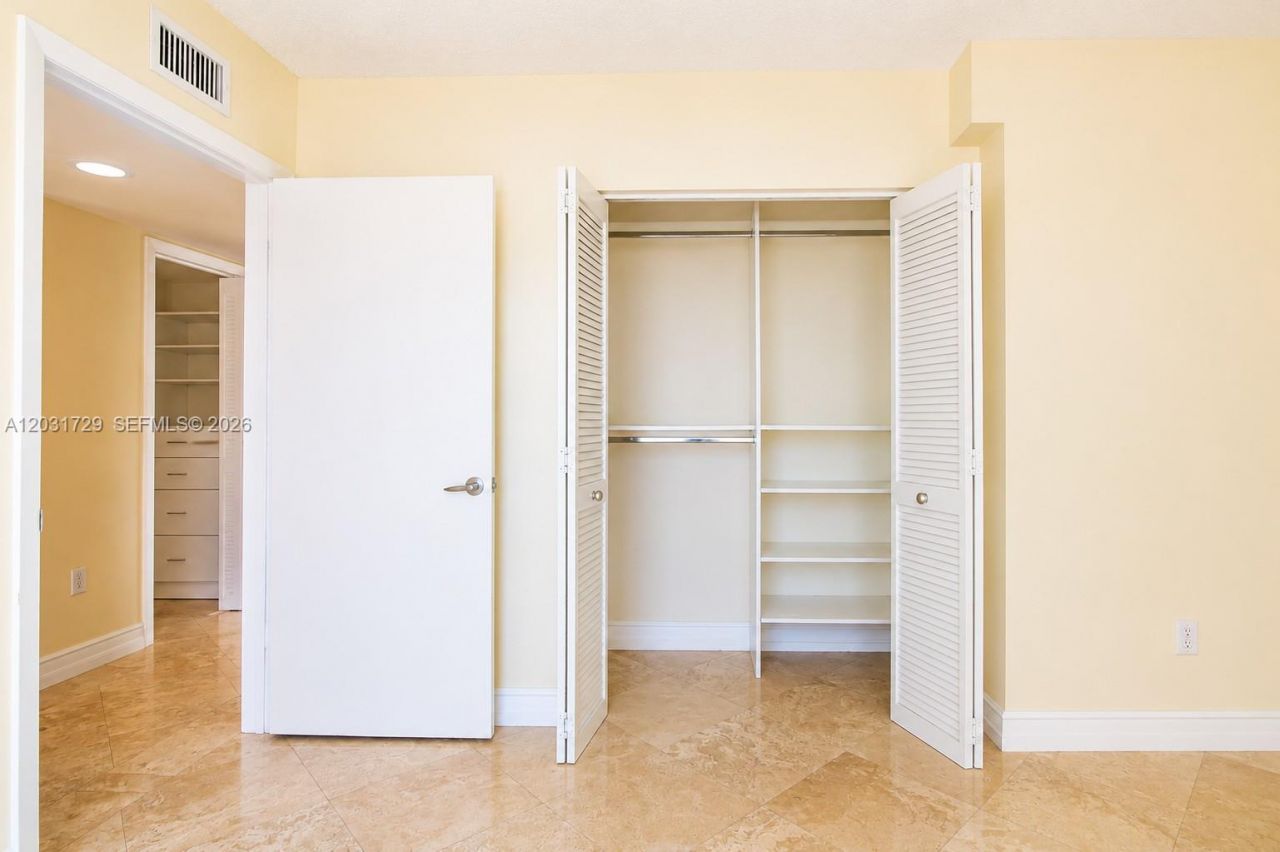 5900 Collins Ave , Unit 601, Miami Beach, FL 33140 Photo