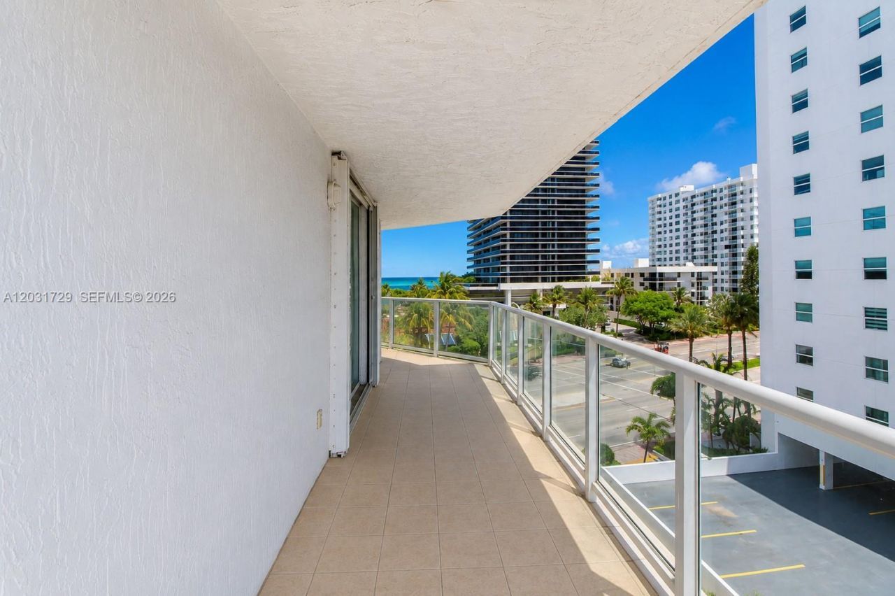 5900 Collins Ave , Unit 601, Miami Beach, FL 33140 Photo
