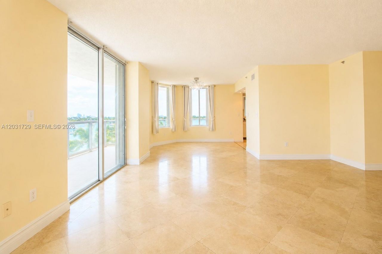 5900 Collins Ave , Unit 601, Miami Beach, FL 33140 Photo