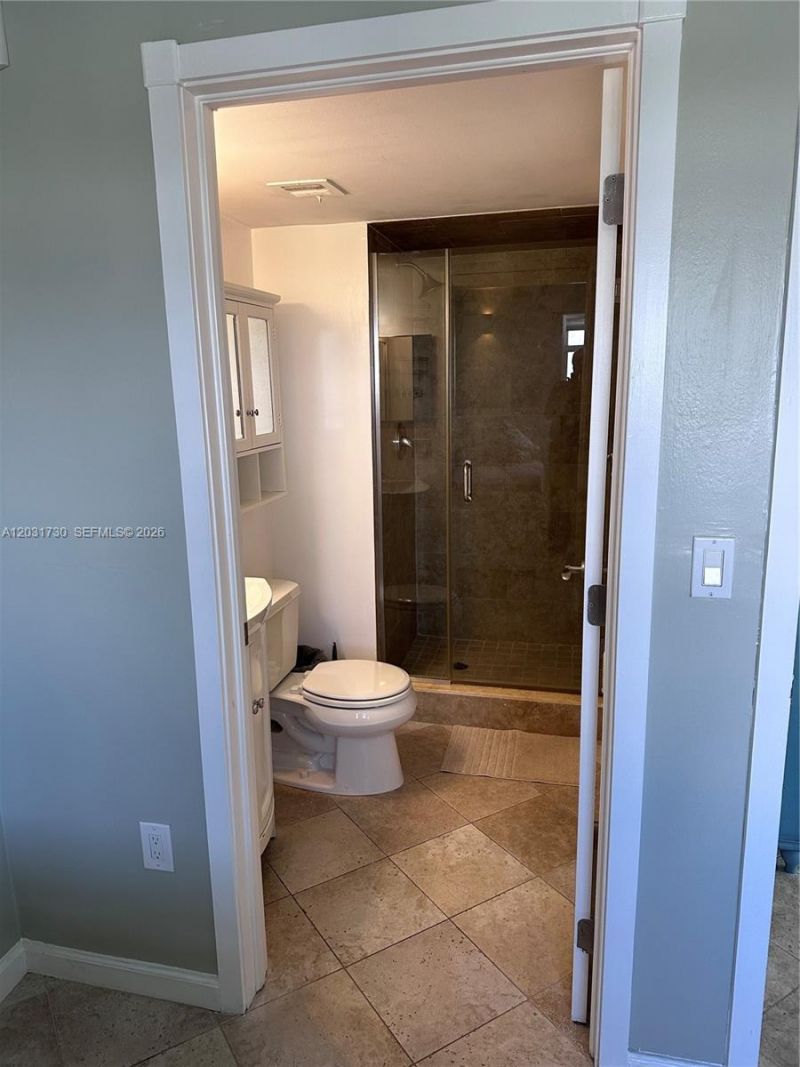5880 W Collins Ave , Unit 1203, Miami Beach, FL 33140 Photo