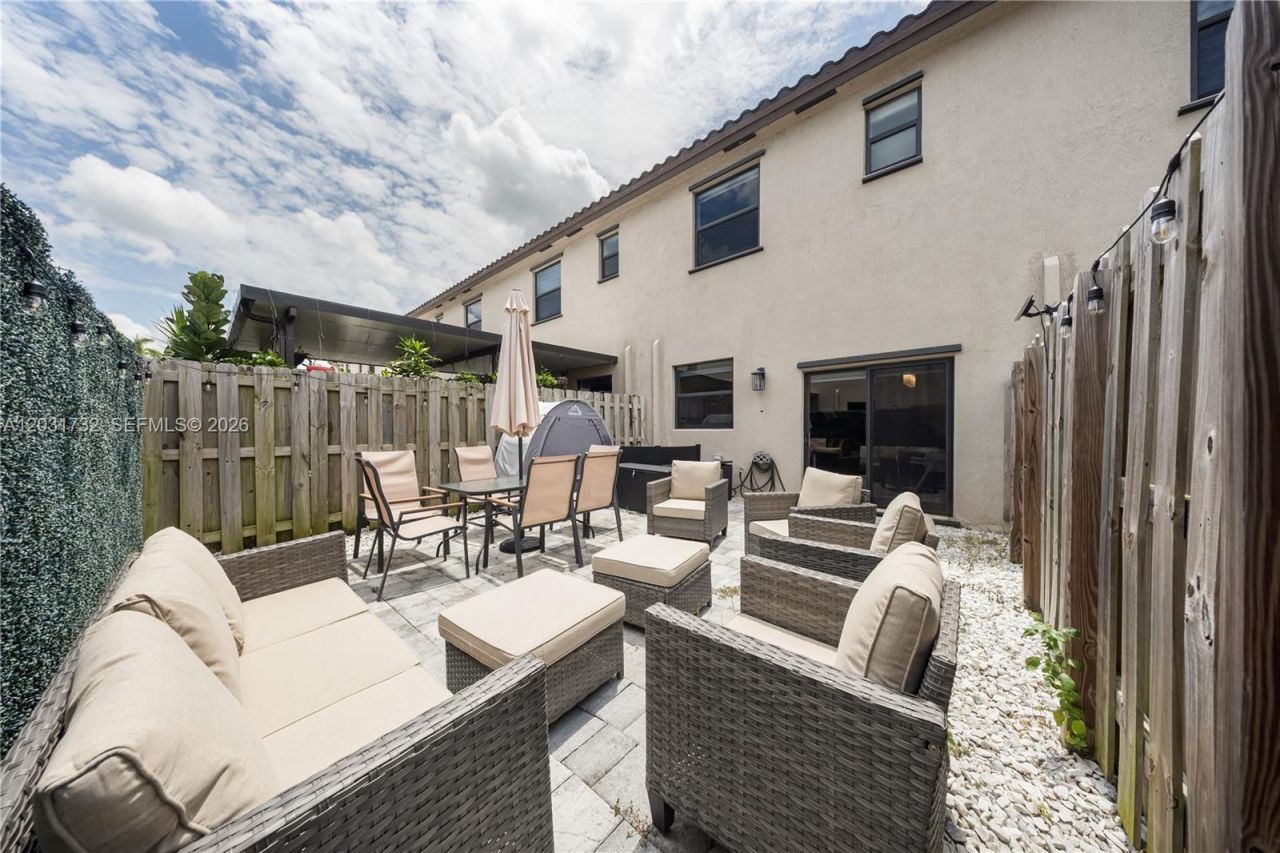 24911 SW 112th Pl, Homestead, FL 33032 Photo