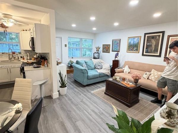 3500 Harrison , Unit 4, Hollywood, FL 33021