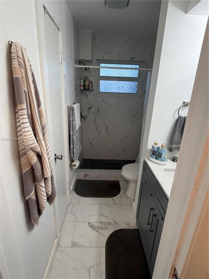 3500 Harrison , Unit 4, Hollywood, FL 33021 Photo