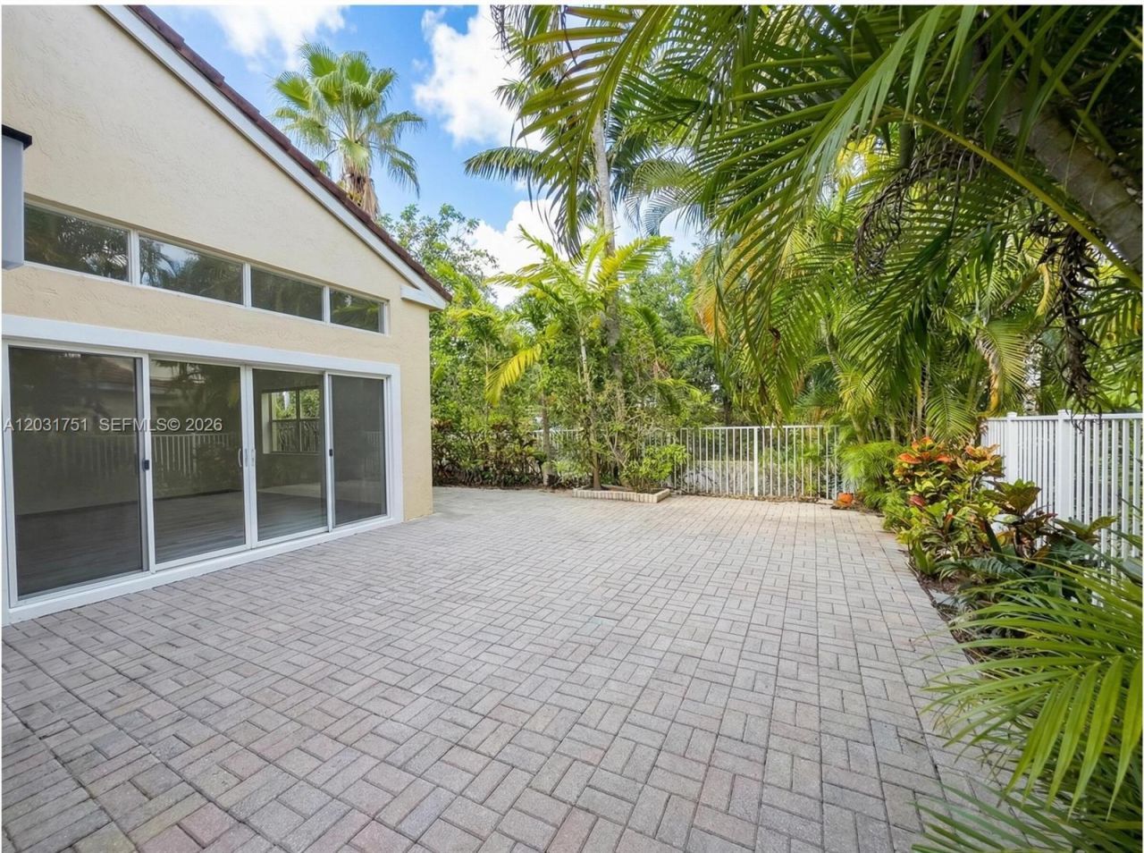 1145 W Lake St , Hollywood, FL 33019 Photo