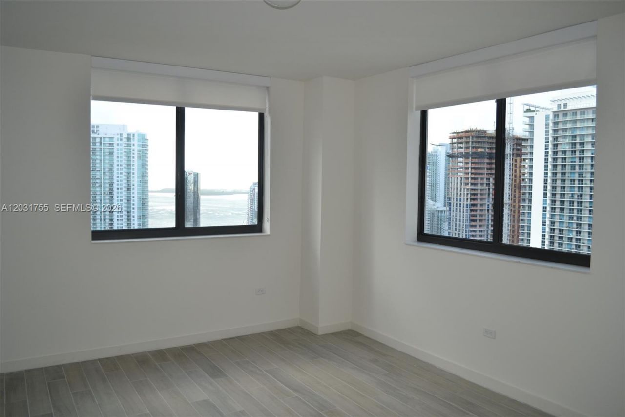 999 SW 1st Ave , Unit 2517, Miami, FL 33130 Photo
