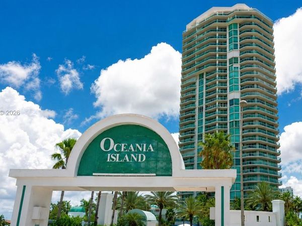 16400 Collins Ave, Unit 542, Sunny Isles Beach, FL 33160