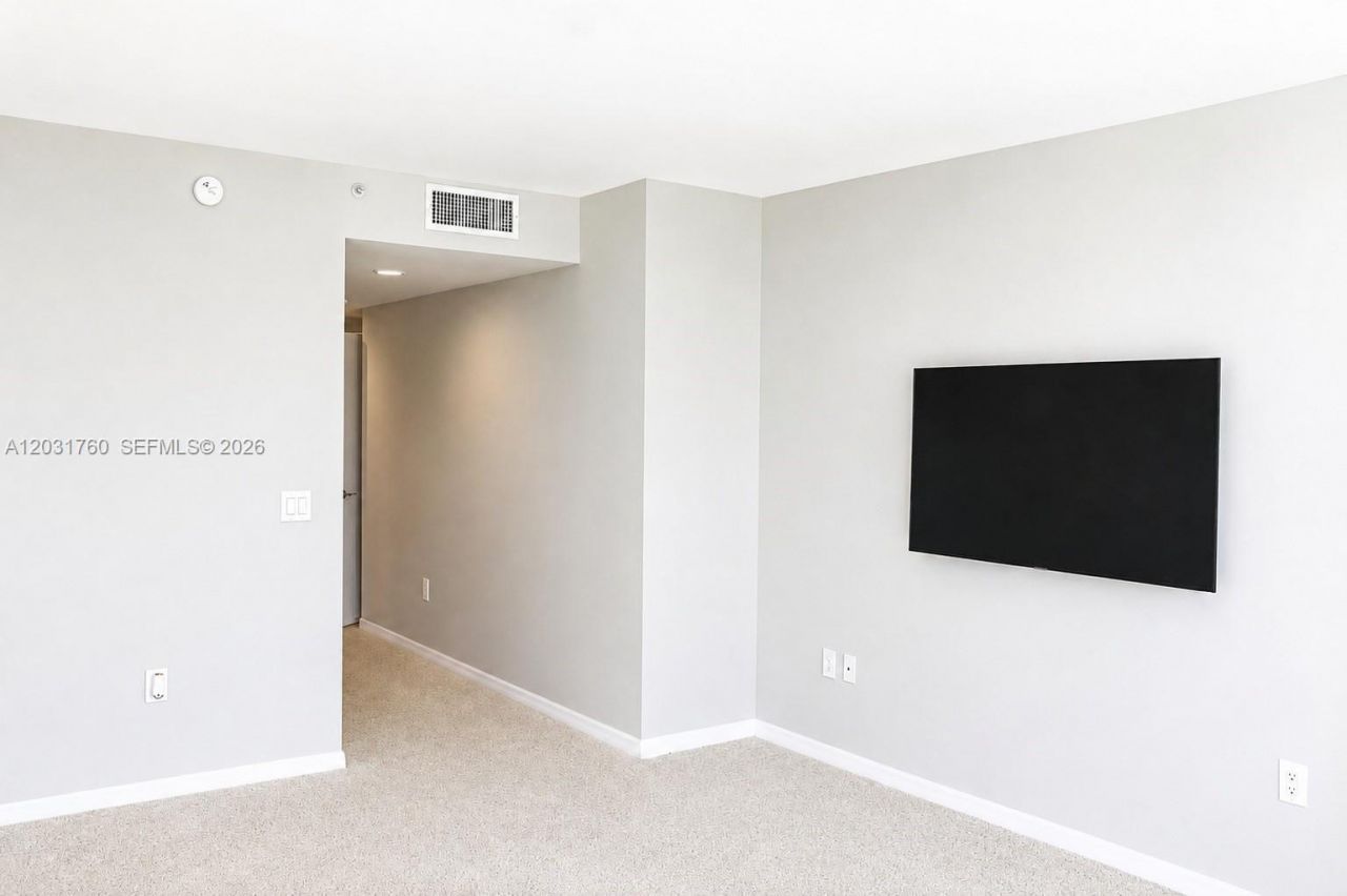 16400 Collins Ave, Unit 542, Sunny Isles Beach, FL 33160 Photo