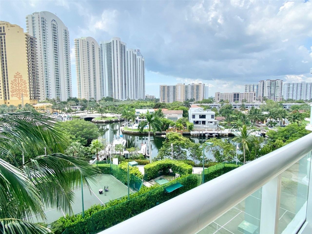 16400 Collins Ave, Unit 542, Sunny Isles Beach, FL 33160 Photo