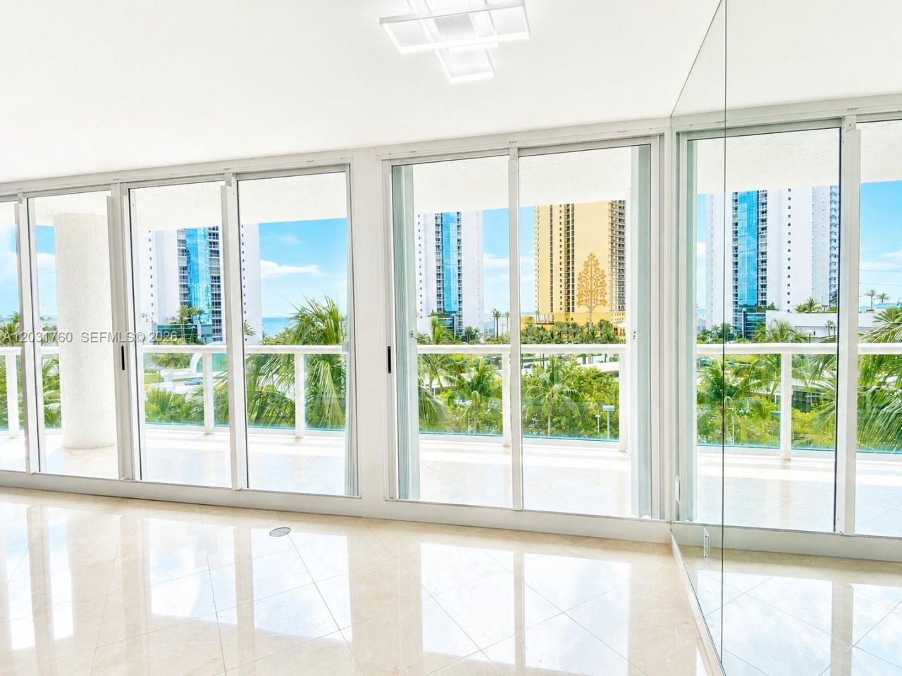 16400 Collins Ave, Unit 542, Sunny Isles Beach, FL 33160 Photo