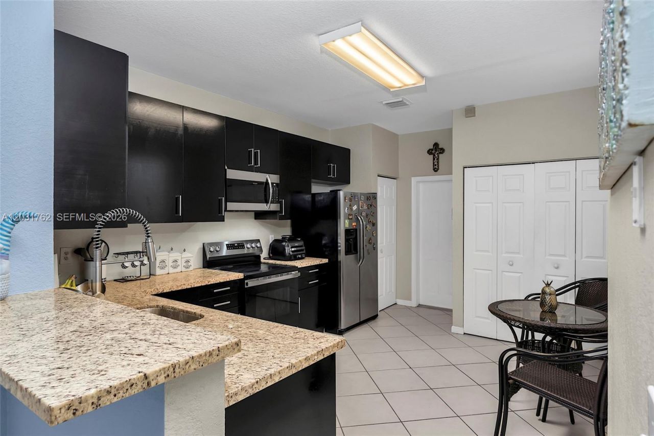 3892 Tree Top Dr , Weston, FL 33332 Photo