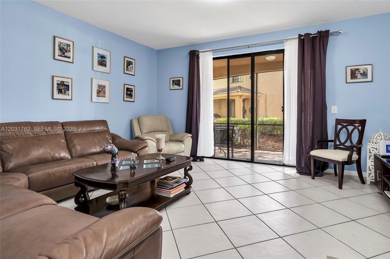 3892 Tree Top Dr , Weston, FL 33332 Photo