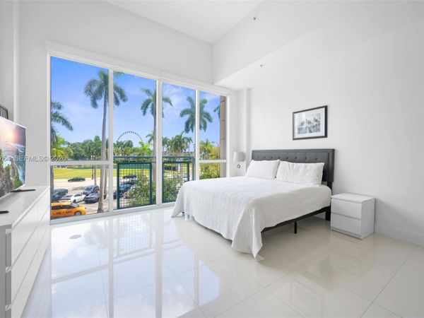 253 NE 2nd St, Unit 231, Miami, FL 33132