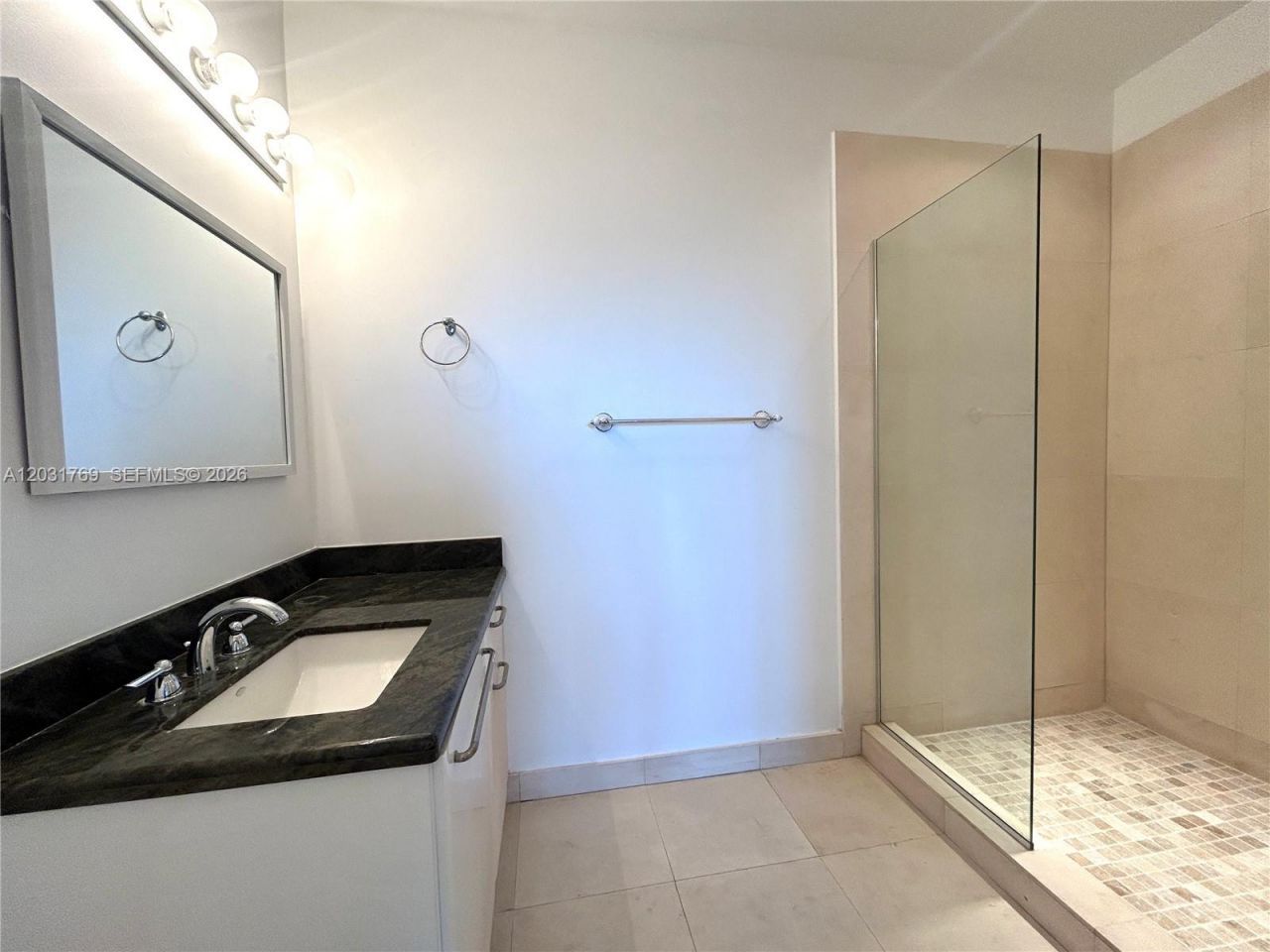 7934 West Dr , Unit 705, North Bay Village, FL 33141 Photo