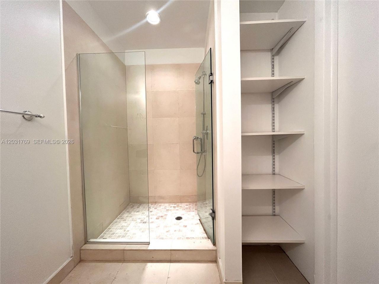 7934 West Dr , Unit 705, North Bay Village, FL 33141 Photo