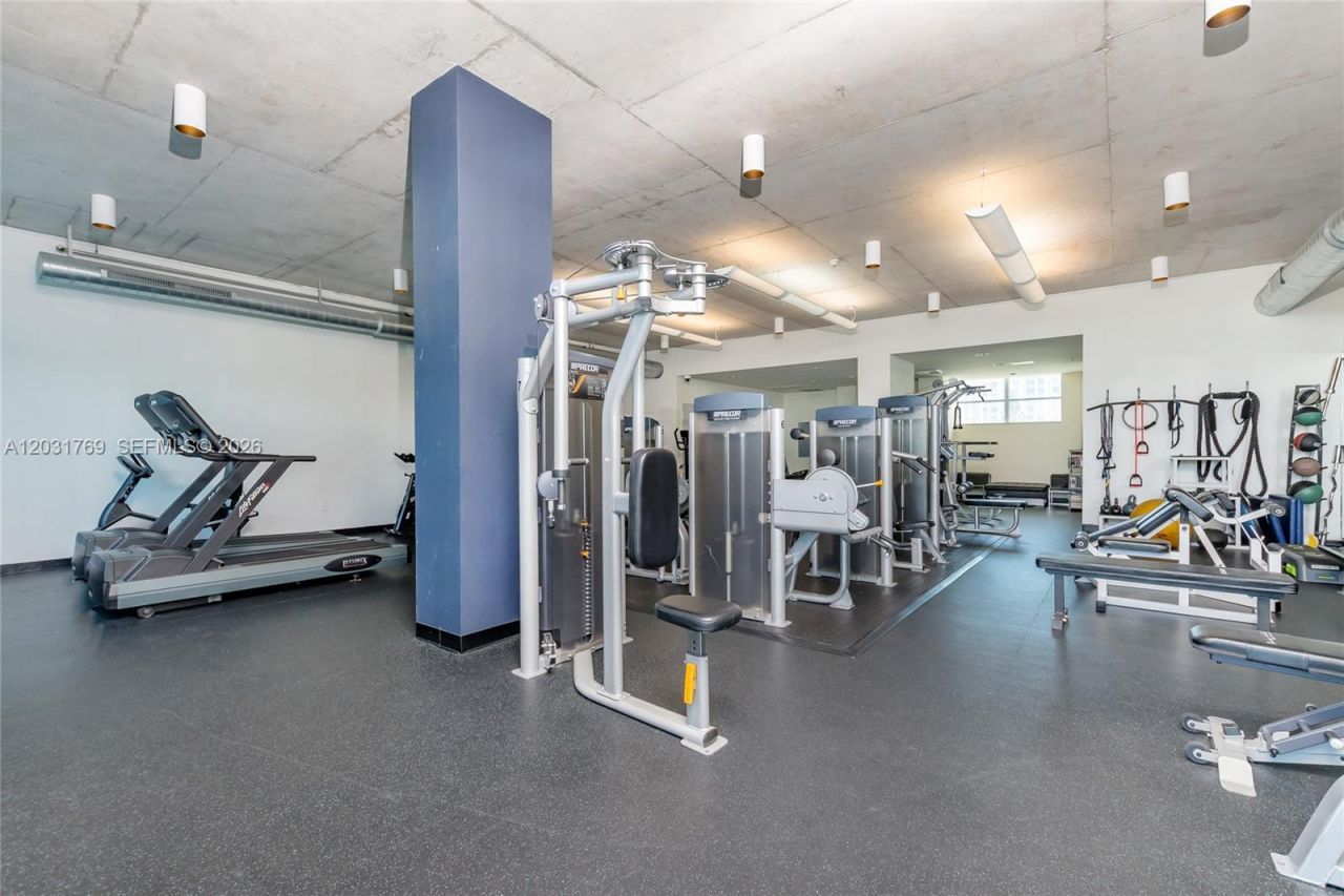 7934 West Dr , Unit 705, North Bay Village, FL 33141 Photo
