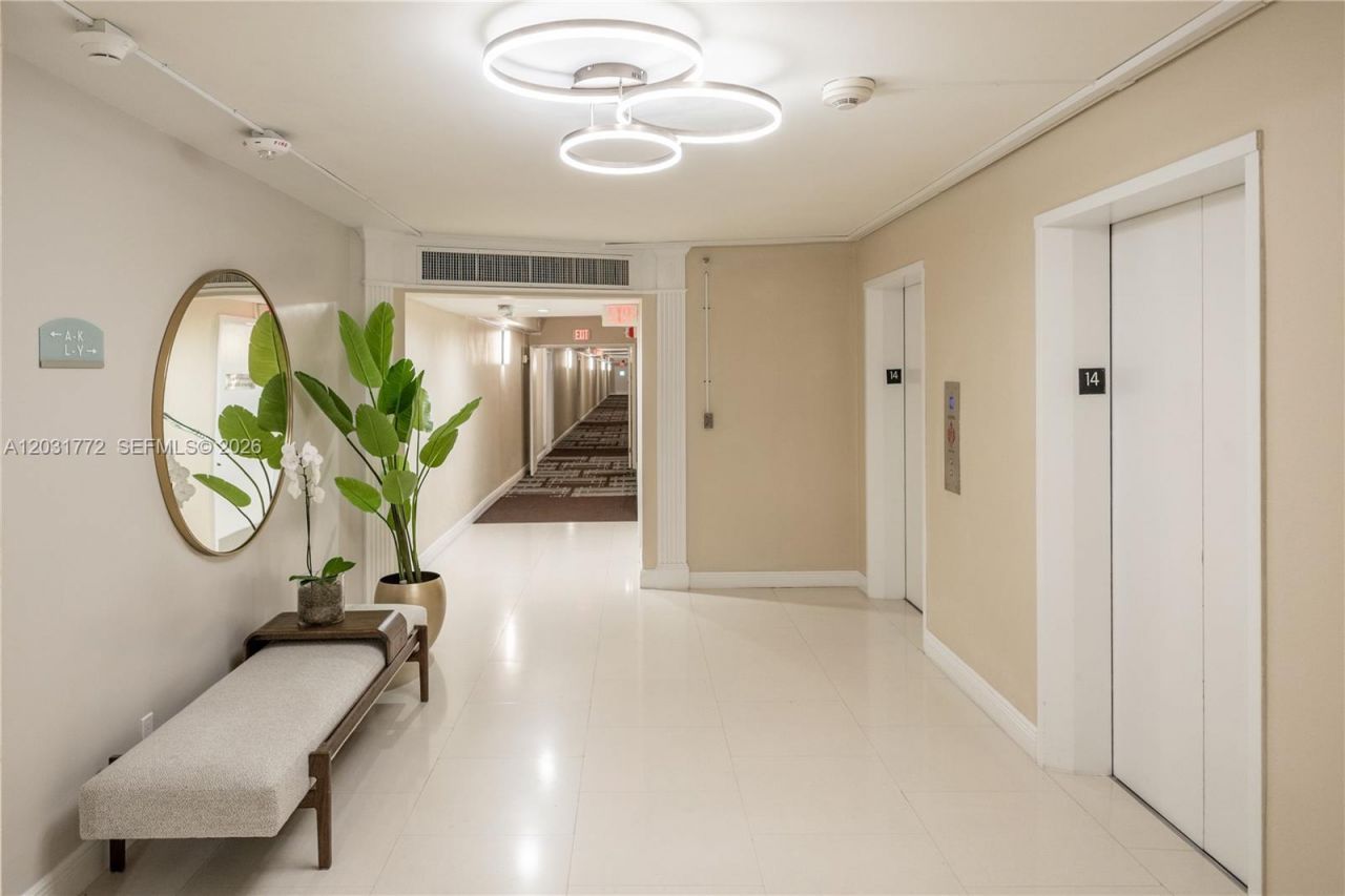 5600 Collins Ave , Unit 14R, Miami Beach, FL 33140 Photo