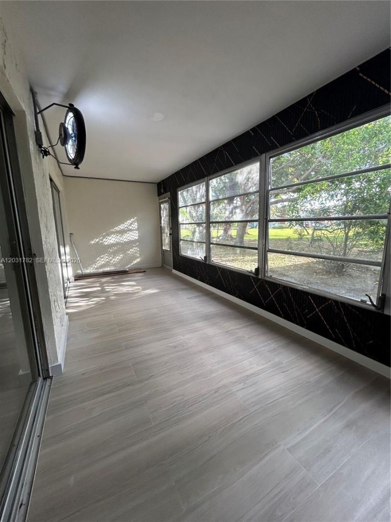 609 S State Road 7 , Unit 1E, Margate, FL 33068 Photo