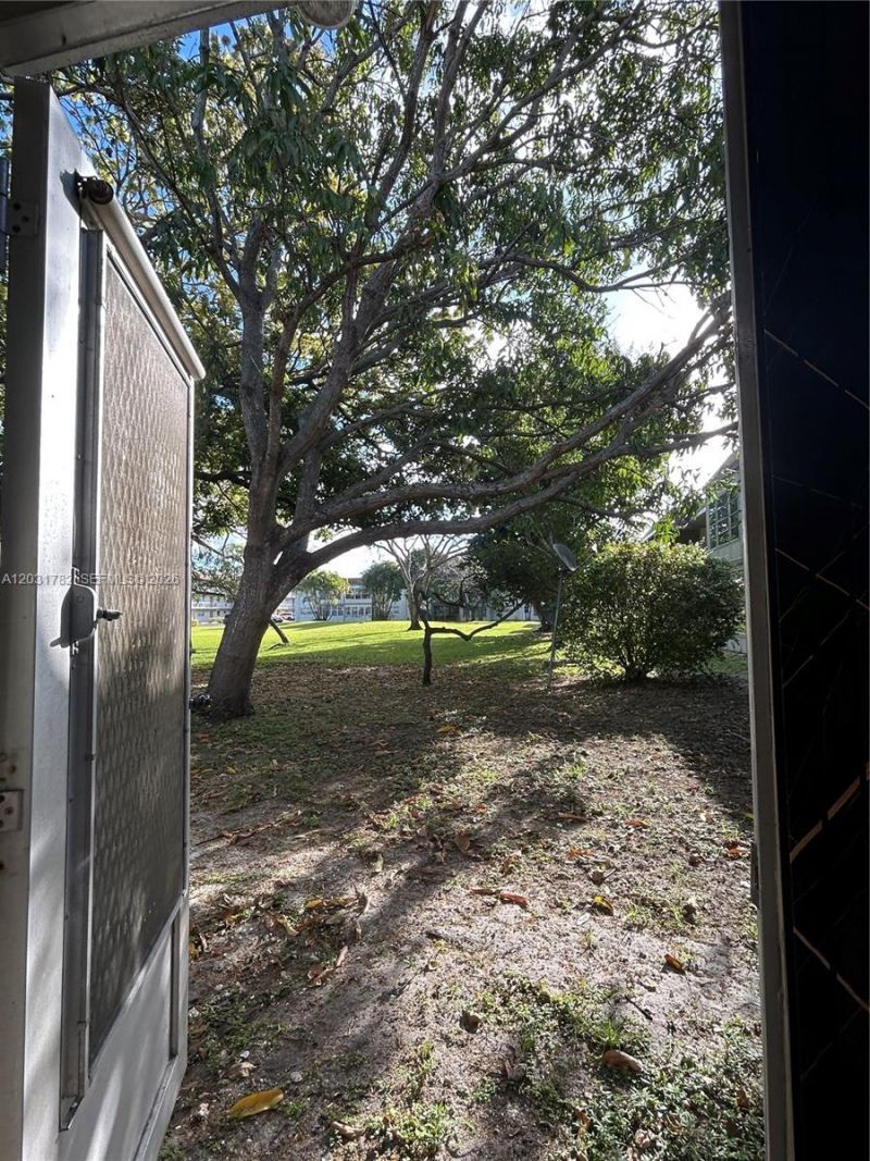 609 S State Road 7 , Unit 1E, Margate, FL 33068 Photo