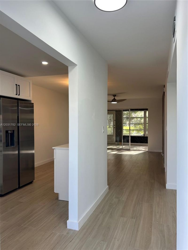 609 S State Road 7 , Unit 1E, Margate, FL 33068 Photo