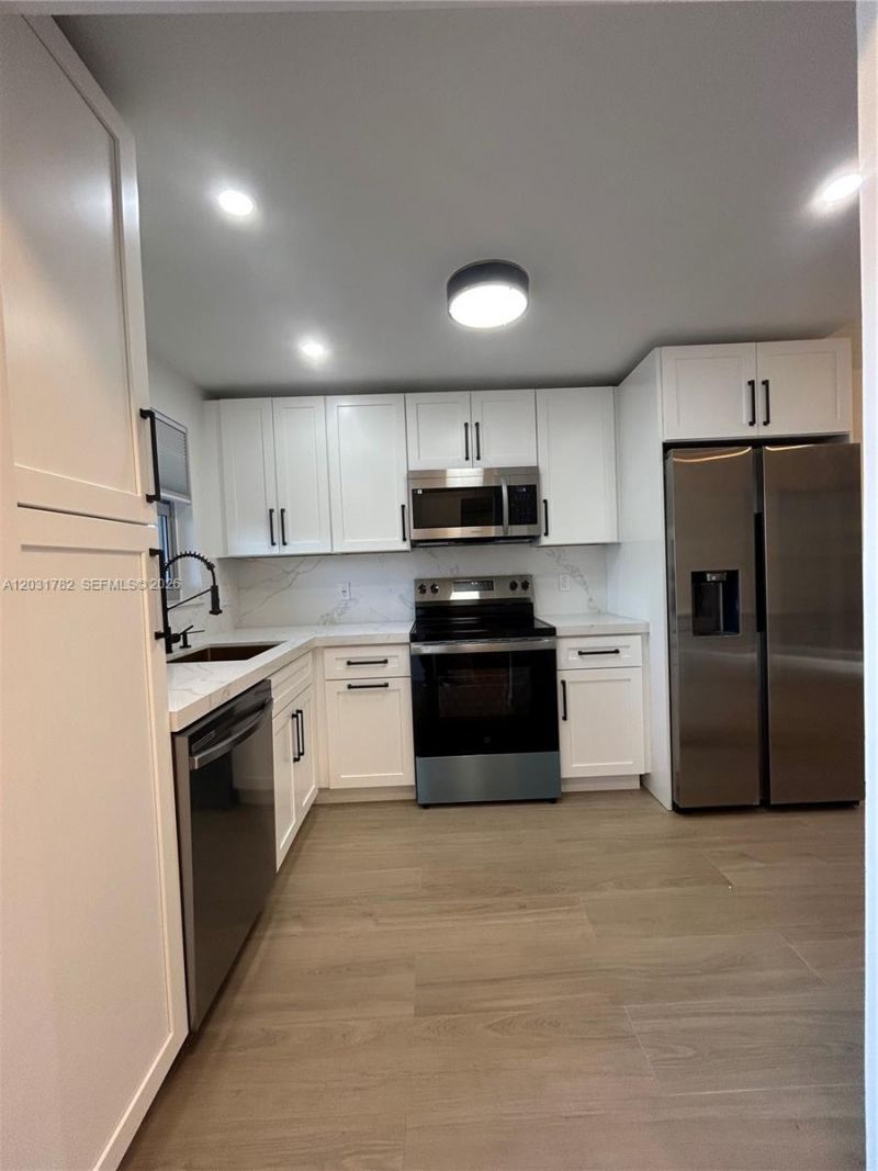 609 S State Road 7 , Unit 1E, Margate, FL 33068 Photo