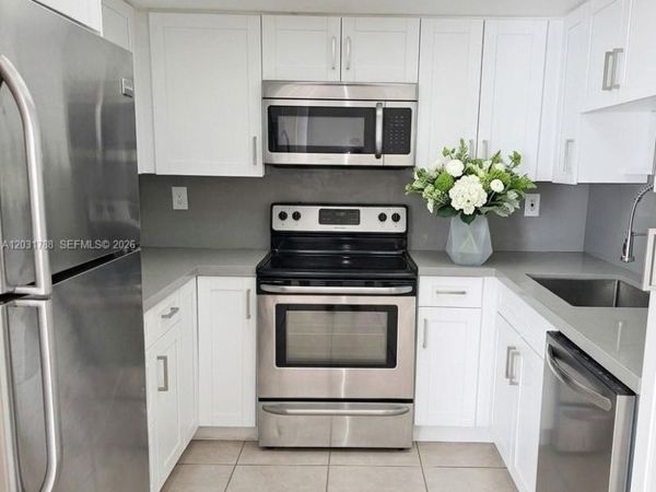 9070 SW 125th Ave, Unit A104, Miami, FL 33186
