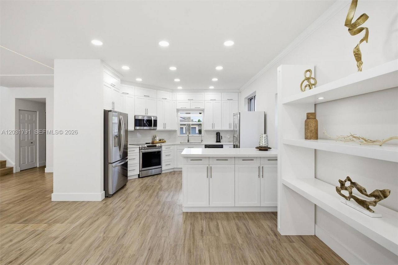 19185 NW 22nd St , Unit 19185, Pembroke Pines, FL 33029 Photo