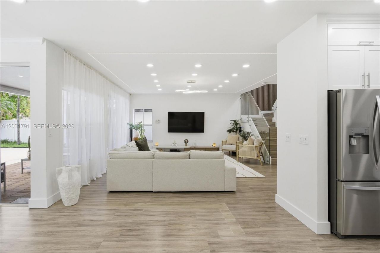 19185 NW 22nd St , Unit 19185, Pembroke Pines, FL 33029 Photo
