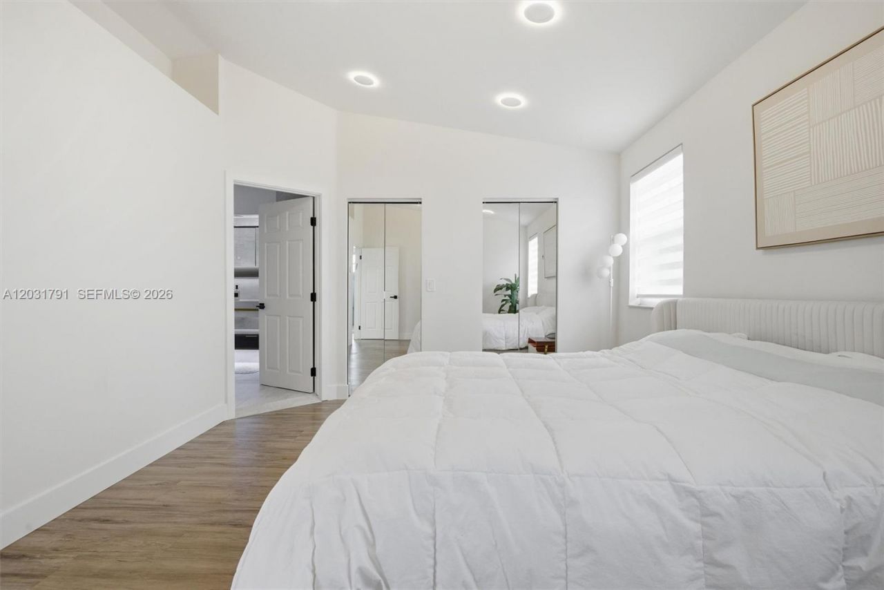 19185 NW 22nd St , Unit 19185, Pembroke Pines, FL 33029 Photo