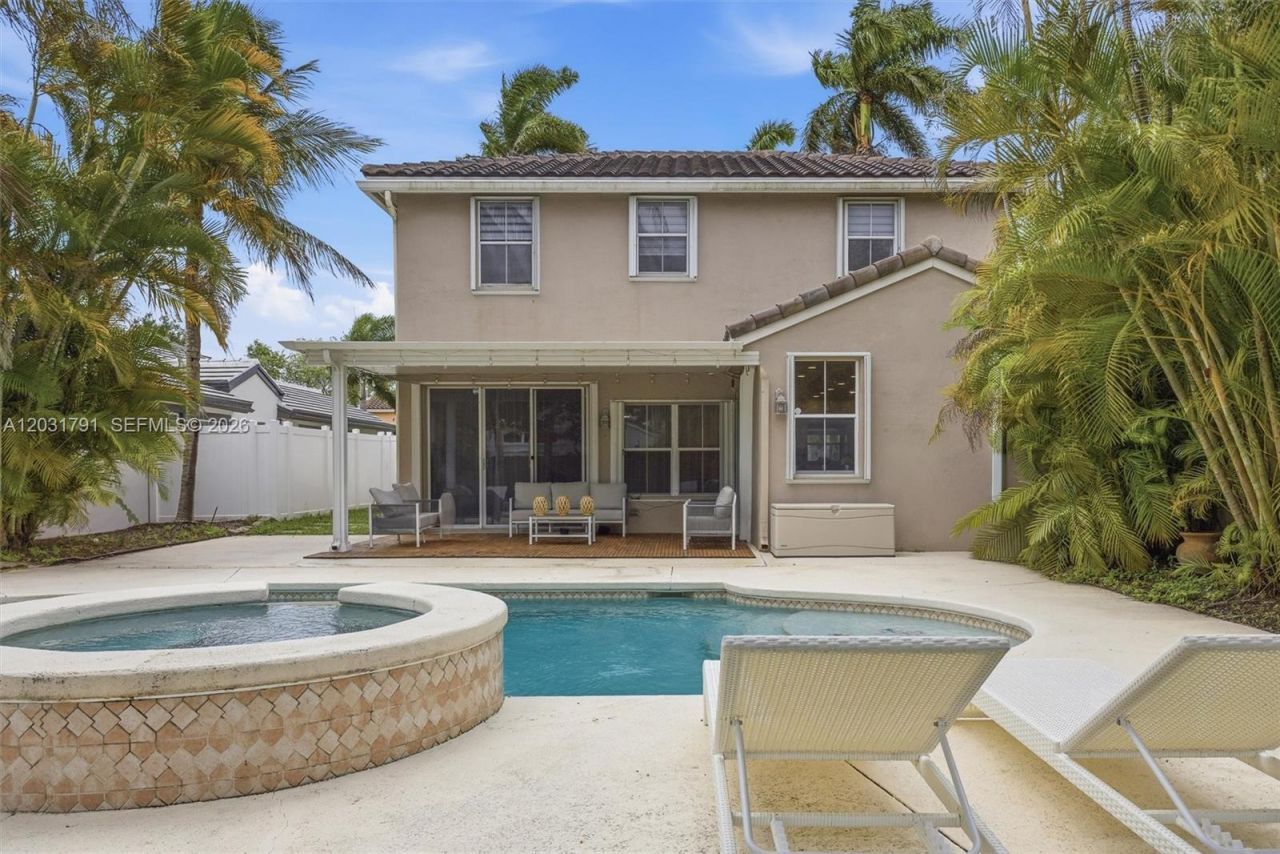 19185 NW 22nd St , Unit 19185, Pembroke Pines, FL 33029 Photo