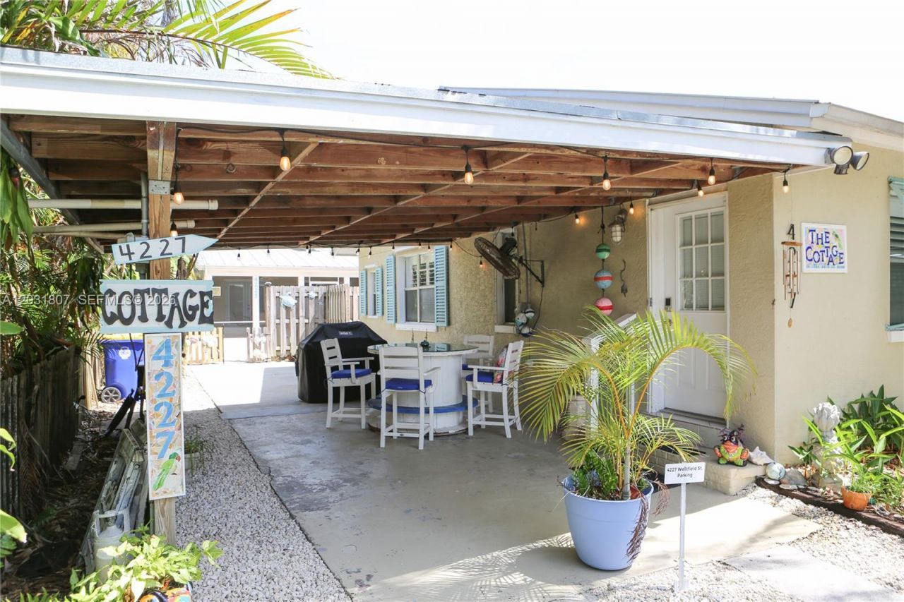 4225 SE Westfield St , Stuart, FL 34997 Photo