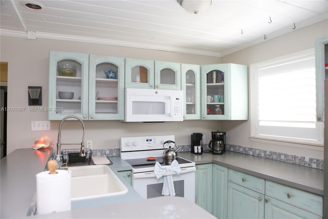 4225 SE Westfield St , Stuart, FL 34997 Photo