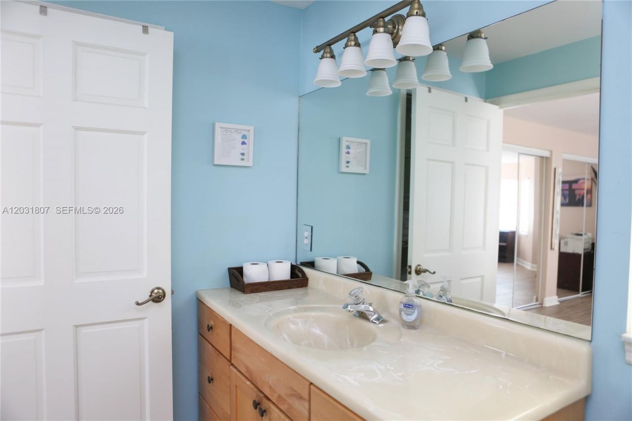 4225 SE Westfield St , Stuart, FL 34997 Photo