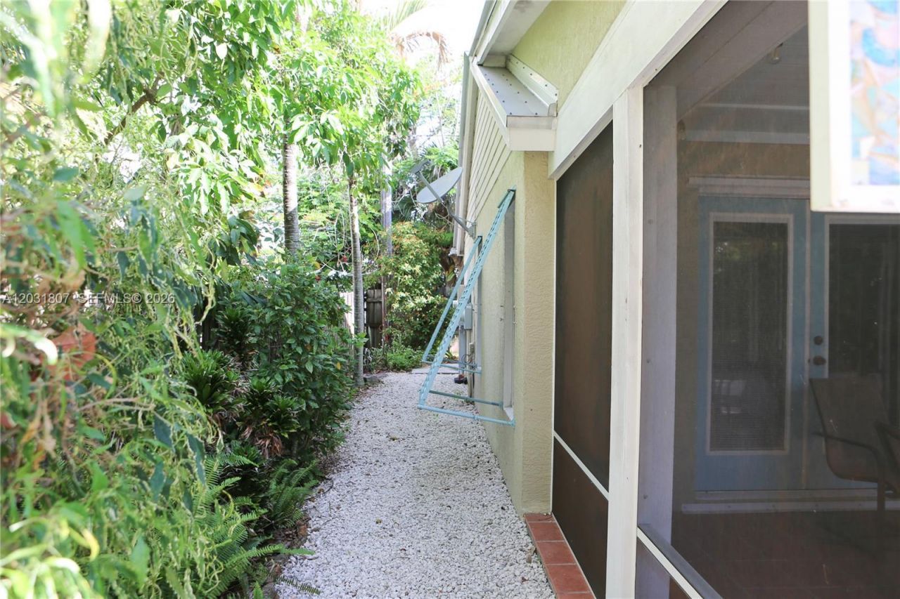 4225 SE Westfield St , Stuart, FL 34997 Photo