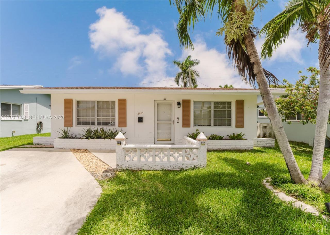 2604 NW 48th St, Tamarac, FL 33309 Photo