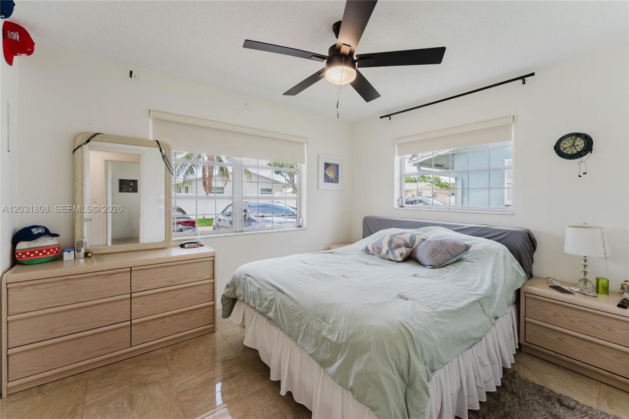 2604 NW 48th St, Tamarac, FL 33309 Photo